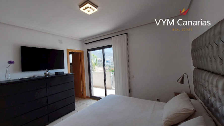 3 bed duplex for sale in Balcon del Duque, El Duque