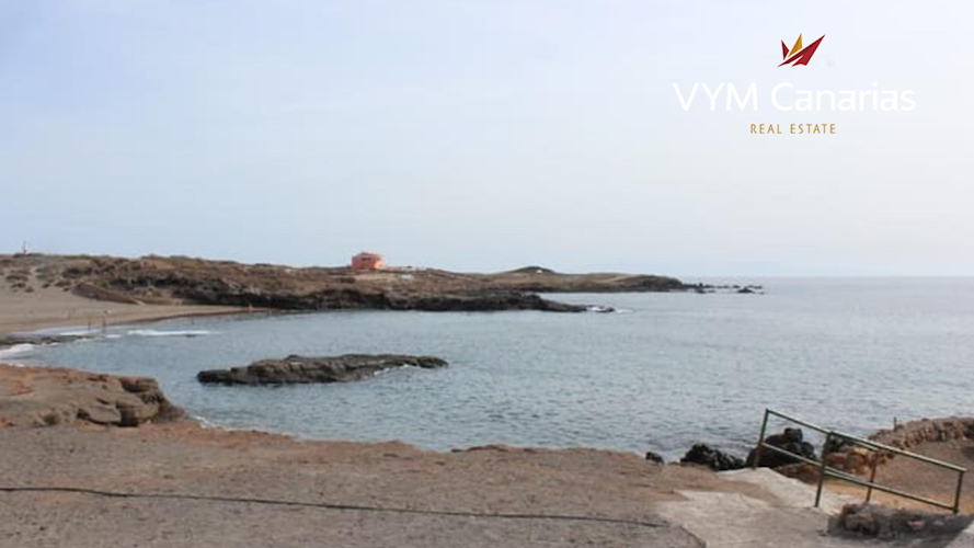 3 bed townhouse for sale in Abades