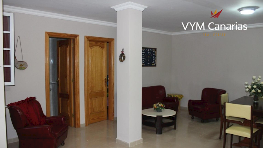 3 bed townhouse for sale in Abades