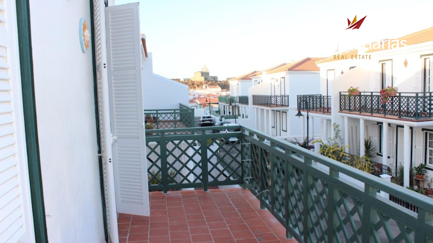 3 bed townhouse for sale in Abades