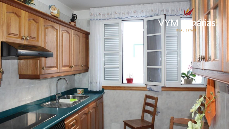 3 bed townhouse for sale in Abades