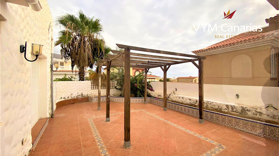 3 bed villa for sale in Balcon del Duque, El Duque