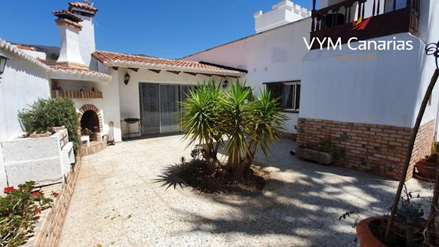 4 bed villa for sale in Valle de San Lorenzo