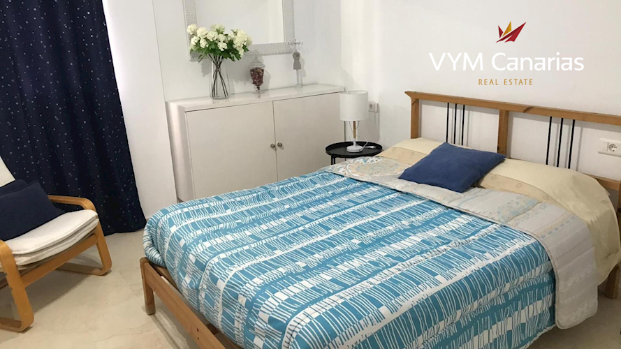 1 bed apartment for sale in Callao Salvaje