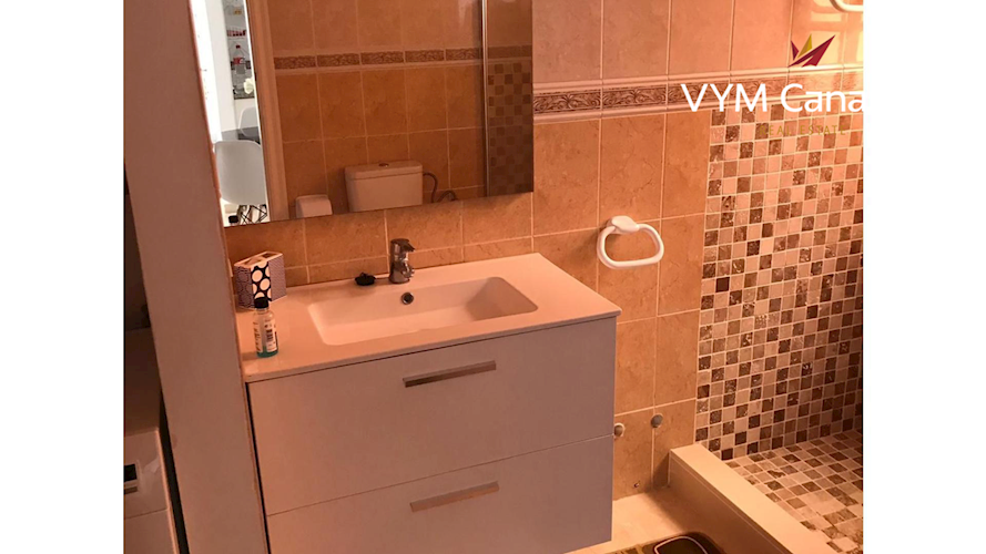 1 bed apartment for sale in Callao Salvaje