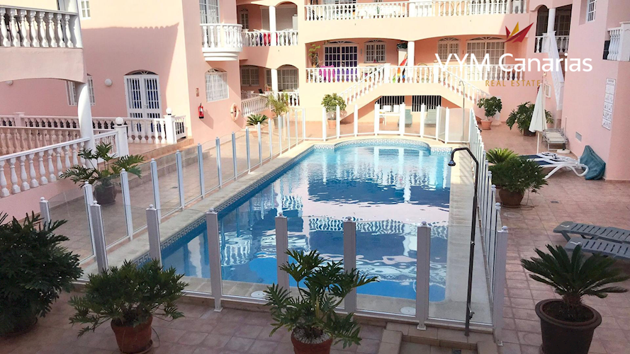 1 bed apartment for sale in Callao Salvaje