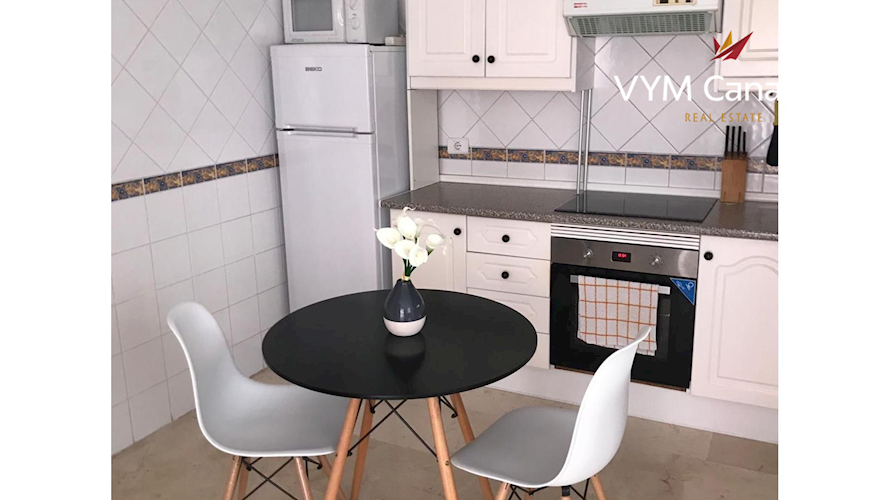 1 bed apartment for sale in Callao Salvaje