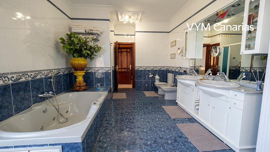 4 bed villa for sale in Mirador del Sur I, Torviscas Alto