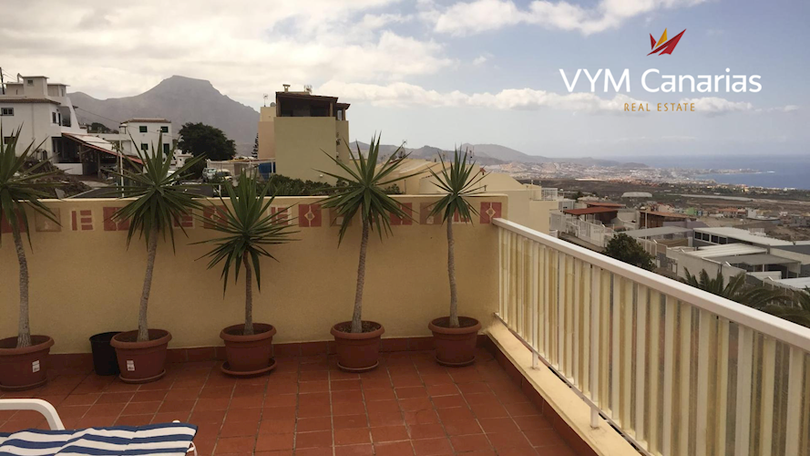 4 bed townhouse for sale in Los Menores