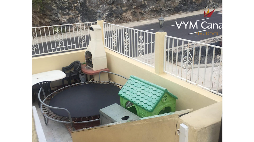 4 bed townhouse for sale in Los Menores