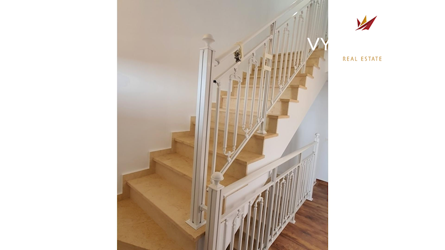 3 bed townhouse for sale in El Roque