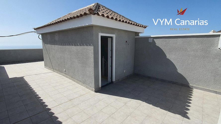 3 bed townhouse for sale in El Roque