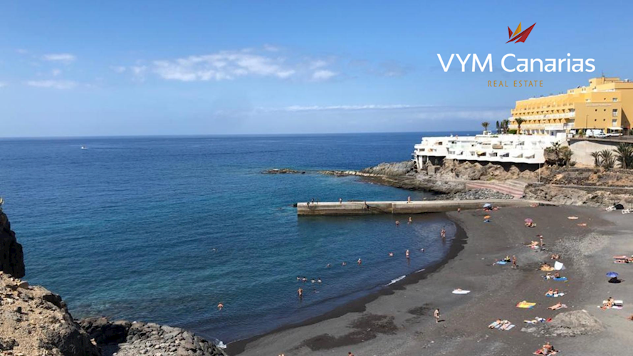 2 bed apartment for sale in Callao Salvaje