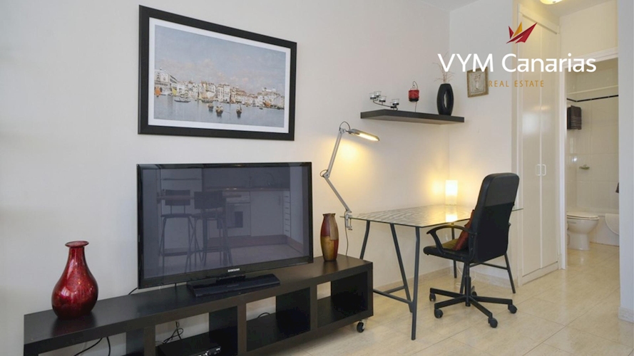 1 bed apartment for sale in Callao Salvaje