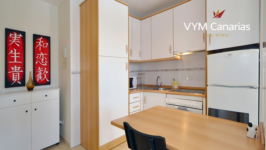 1 bed apartment for sale in Callao Salvaje