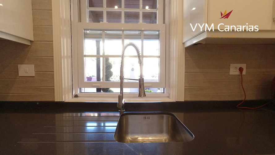 3 bed townhouse for sale in Balcon del Duque, El Duque